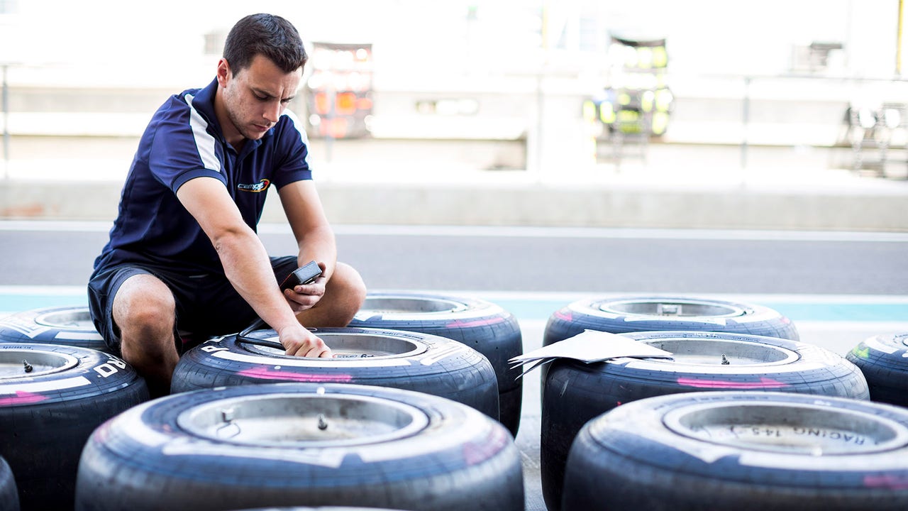 F1: Teams confirmed for Pirelli wet tire test